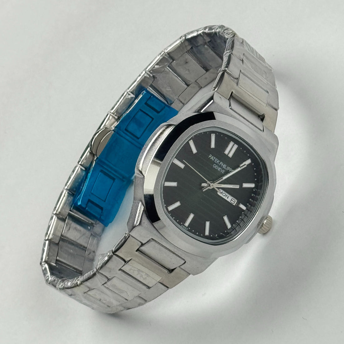 PP Nautilus Green Dial – Premium Stainless Steel Men’s Watch